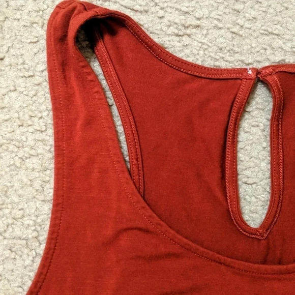 Aerie Sleeveless Romper w/ Ruched waist Color Burnt Orange Size XS/TP - Picture 4 of 6